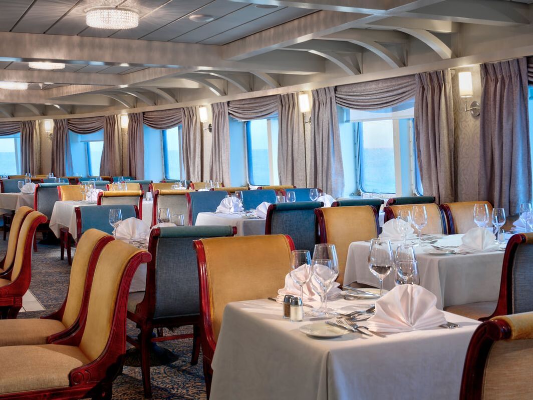 American Queen Voyages ships The Coastal Dining Room