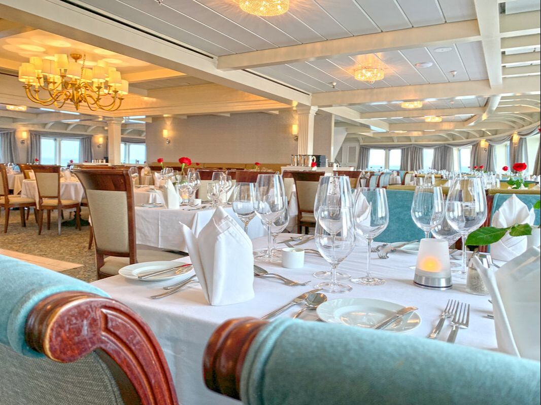 American Queen Voyages ships The Coastal Dining Room