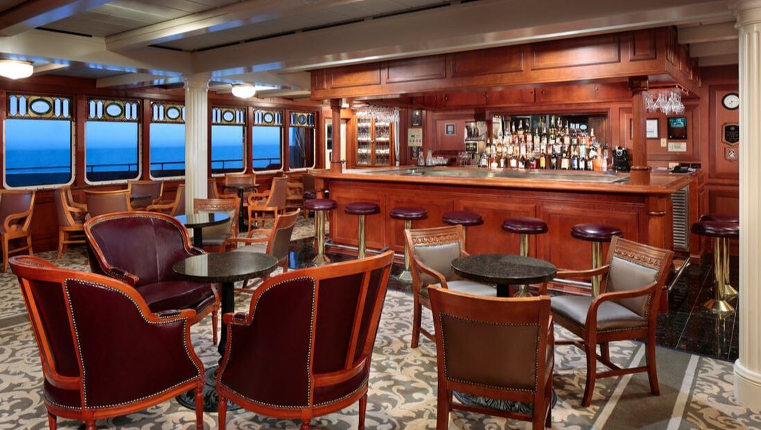 american queen cruise ships tavern